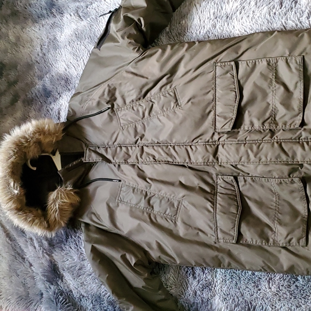 H&M Divided faux fur hooded winter coat